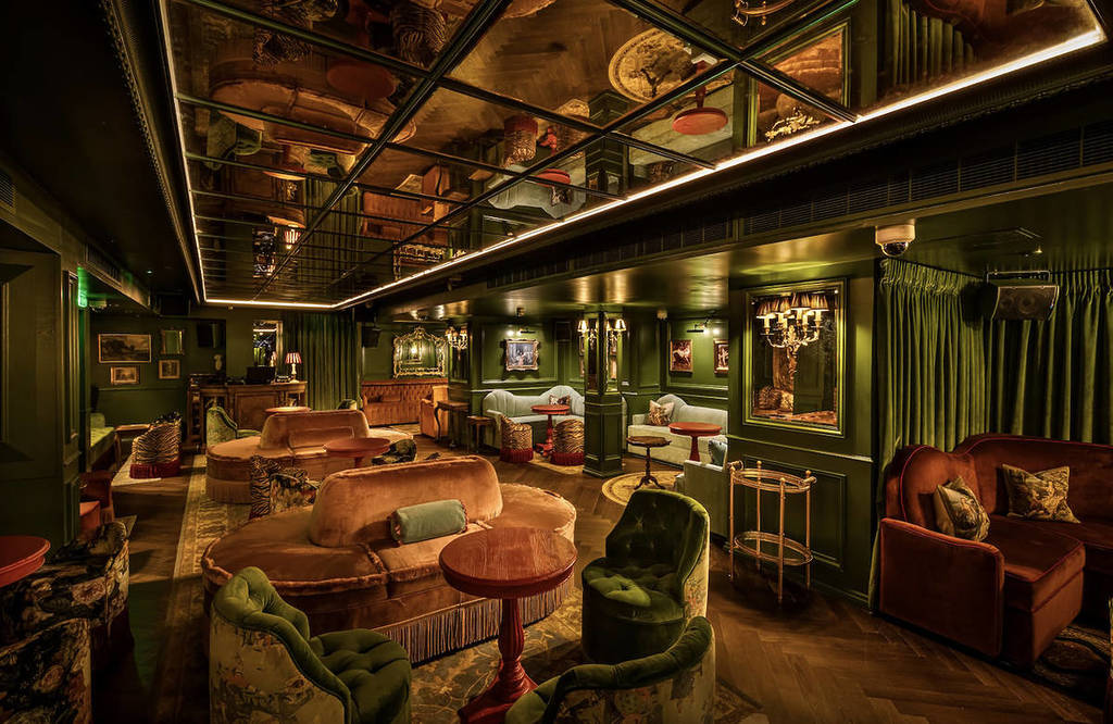 the luxurious interiors of the Dear Darling Mayfair bar